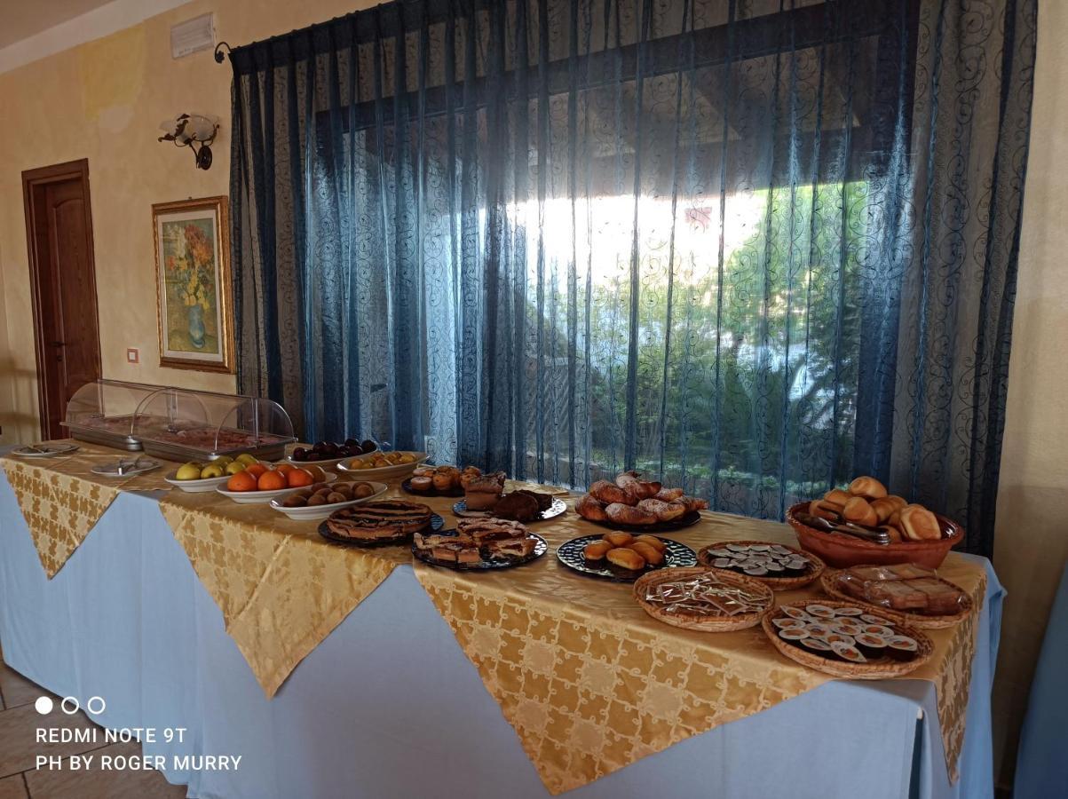Hotel Lu Baroni بودوني المظهر الخارجي الصورة