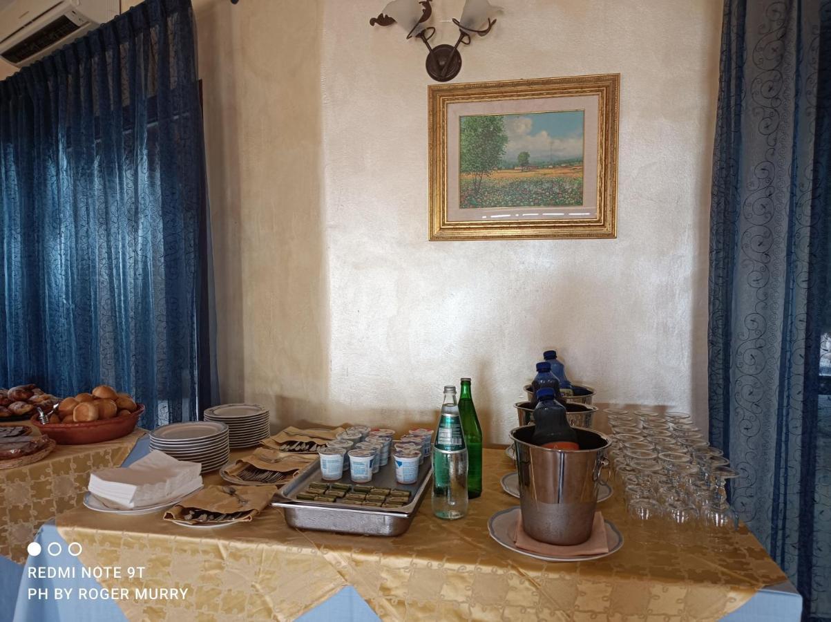 Hotel Lu Baroni بودوني المظهر الخارجي الصورة